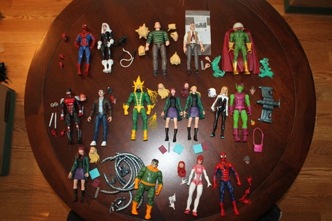 Hasbro Marvel Legends Retro Spiderman Sandman Doctor Octopus Green Goblin Cover