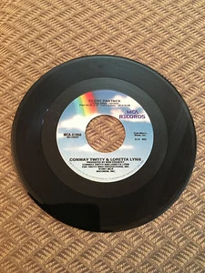 CONWAY TWITTY LORETTA LYNN SILENT PARTNER 45 RPM LOVIN' WHAT YOUR LOVIN' DOES  - Bild 1 von 2