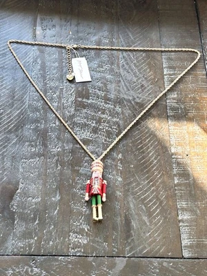 Collar Colgante Cascanueces Navidad Cristal Betsey Johnson Tono Dorado Nuevo con Etiquetas $88 Foto 1 de 4