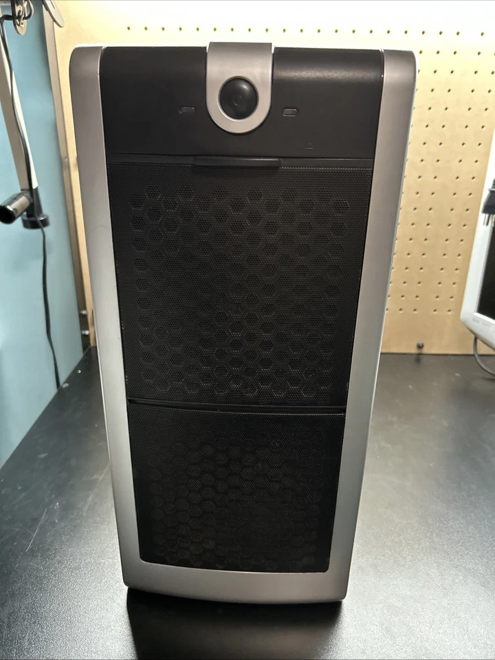 Custom Desktop Computer - Core 2 Duo, 4GB, 500GB, G965, Win 10, IDE & Sata - Image 1 of 4