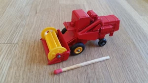 Modellauto Matchbox Claas Combine Harvester No 65 - Bild 1 von 5