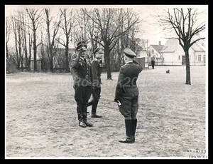 Foto, Nachl.Maj.Horst Wunderlich, Großenhain, oficiales en el llamamiento 3, ... - Imagen 1 de 2