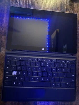 Microsoft Surface Pro 2 64 GB, Wi-Fi, 10,6 pulgadas - titanio oscuro tiene grietas Foto 1 de 4