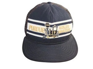Vintage Purdue Boilermakers Mütze Kappe Druckknopflasche NCAA Football gebrochener Riemen  - Bild 1 von 6