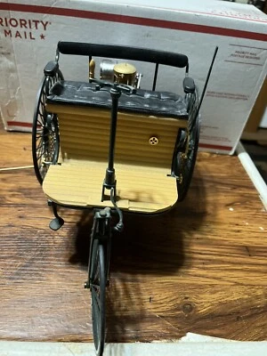 1886 Benz Patent Motorwagen By Franklin Mint AS IS - Image 1 of 4
