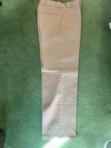 Dockers Men's Khaki Pants Size 30/30 Straight Fit - Picture 1 of 9