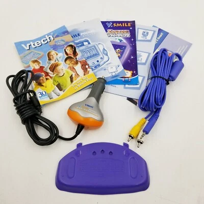 Vtech V Smile Pocket Parts Car Adapter AV Cable Manuals and Battery Cover - Image 1 of 4