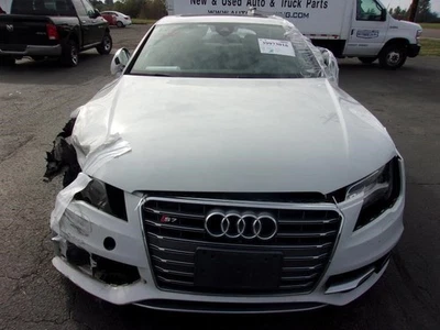 Pinza de conductor delantera con frenos de cerámica de carbono para 13-17 AUDI S8 26693596 Foto 1 de 4