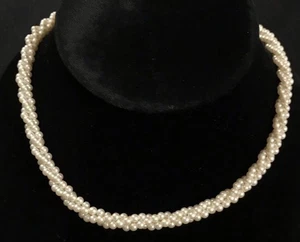Vintage gedrehte Kunstperlen Seil Halskette Halsband goldfarben Verschluss 24" elegant - Bild 1 von 7