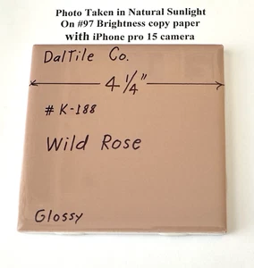 1 Stk. Wild Rose: 4-1/4" glänzende Keramikfliese von Daltile Co. #K-188, rosa, neu - Bild 1 von 10