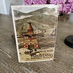 MUSTANG The Forbidden Kingdom - Michael Peissel, 1st ed Ex-library DJ Mylar - Imagen 1 de 12