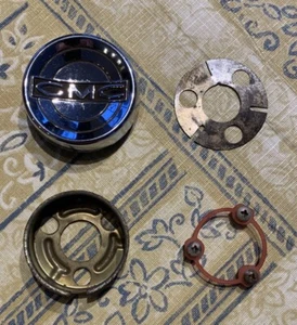 1960 1961 1962 1963 1964 1965 1966 GMC Truck Horn Button - Photo 1 sur 4