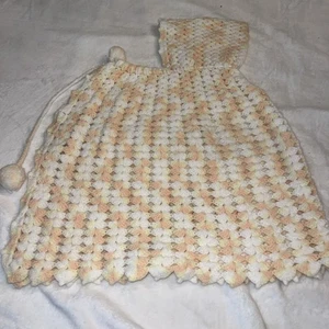 Vintage handgehäkelt Baby/Kind Kapuzen Cape Pullover gelb weiß 16" L + Mütze - Bild 1 von 5