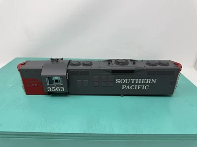 Atlas O - GP9 - Shell Only - Southern Pacific - Image 1 of 4