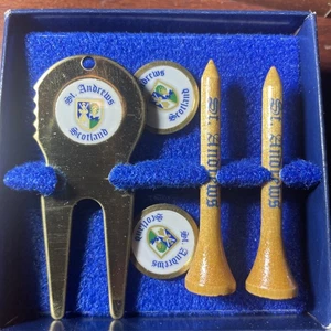 Vintage St Andrews Schottland Geschenkbox Set Golfball Marker Divot Tool Tees - Bild 1 von 2