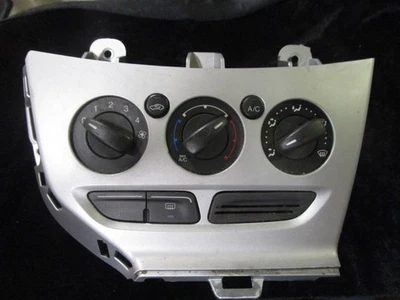 二手原始设备制造商 2013 - 2014 年福特福克斯加热器空调控制单元:CM5Z19980D — 第 1/2 张图片