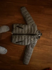 Nike Sportswear Small Boy's Synthetic Fill Puffer Jacket Gray - Size XS (3-4y) - Picture 1 of 4