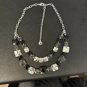 Vintage Gloria Vanderbilt 2-Strand Black & Silver Linked Square Bead Necklace - Picture 1 of 8
