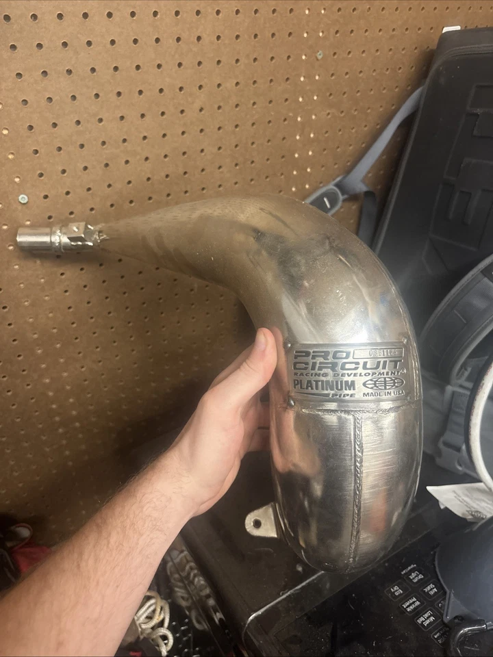 Tubo de dos tiempos Pro Circuit - 0831865 - Platinum Foto 1 de 3