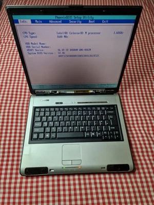 Toshiba Satellite L100-109 Laptop Intel Celeron M 1.6GHz 15" For parts Read Desc - Image 1 of 4