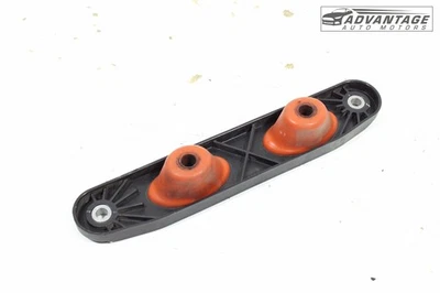 VOLKSWAGEN PASSAT 2012-2022 TUBO DE ESCAPE DELANTERO MONTAJE SOPORTE OEM Foto 1 de 4