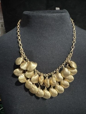 "Collar Lilly Pulitzer concha de almeja 2 hilos tono dorado 22""" Foto 1 de 3