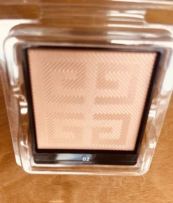 Givenchy Healthy Glow Powder Shade 02 Tester Bronzer - Image 1 of 4