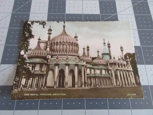 1958 The Royal Pavilion, Brighton Postcard - Picture 1 of 2