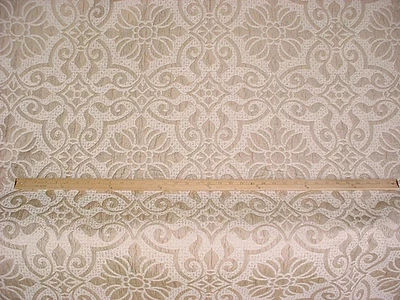 18-1/8Y KRAVET / LEE JOFA 6868 CHAMPAGNE FLORAL SPANISH FLORAL UPHOLSTERY FABRIC - Image 1 of 4
