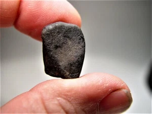 RIESIGER FEUERBALL! NEUERSTER HERBST! FRISCHER GANZER STEIN! Tscheljabinsk Meteorit 8,507 Gramm - Bild 1 von 7