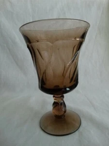 Fostoria Jamestown Brown Glass 9 oz Footed Water Goblet Excellent Used Condition - Picture 1 of 9