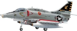 Hasegawa 1/48 American Marine Corps A-4M Sky Hawk Plastic Model PT33 - Picture 1 of 4