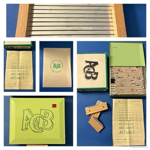Set Timbri Lettere e Numeri - Scatola Metallo - Tedesca -Ottime Condizioni - Foto 1 di 8