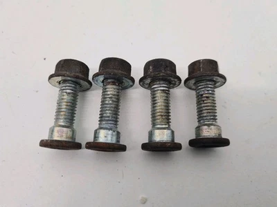 Kawasaki ZX-9R ZX900B 1994 – 1997 Rear Footpeg Bolts - Image 1 of 4