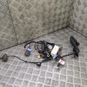 VW  Crafter 2018-on Front Door Wiring Right 7c2971121AJ - Picture 1 of 9