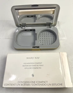 Base Mary Kay Compacta Vacía Espejo Recargable Plateado ¡NUEVA! - Imagen 1 de 9