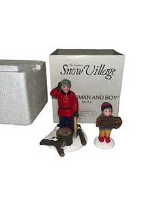 Leñador y niño retirado Department 56 original Snow Village #5130-6 - Imagen 1 de 4
