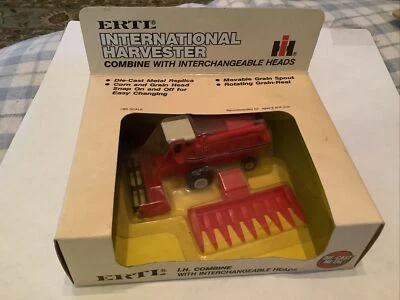 Vintage ERTL 1/80 Scale IH Combine with Interchangeable Heads NIB - Image 1 of 4