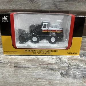 80-0315 First Gear Interntional Harvester 560 Pay Loader - 1/87 NRFB Die Cast - Picture 1 of 8