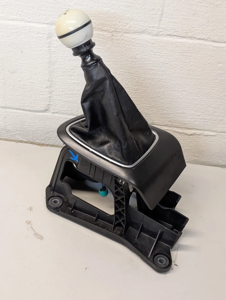 Dodge Dart 2013-14 15-2016 6 velocidades manual palanca de cambios montaje perilla plateada Foto 1 de 4