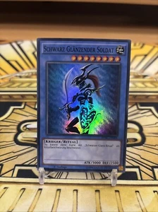 Yugioh Schwarz Glänzender Soldat DPBC-DE006 Super Rare - Bild 1 von 1