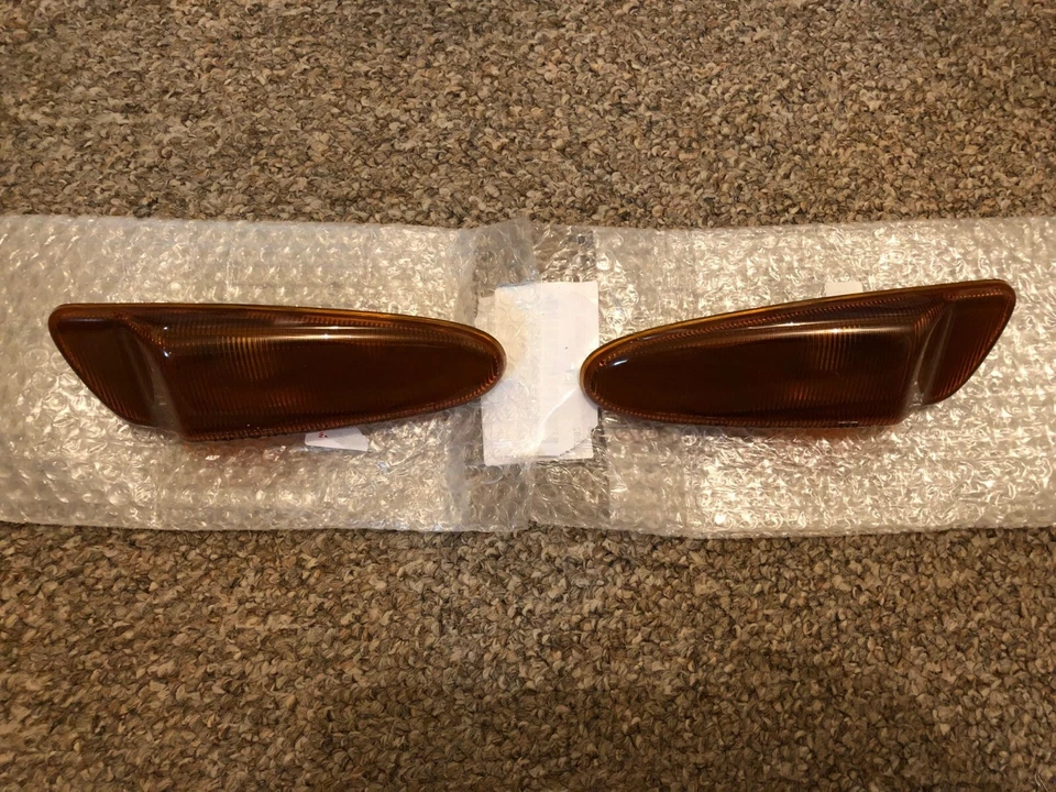 JZA80 / MKIV Toyota Supra Genuine OEM Front Side Indicators (Pair) Foto 1 de 1
