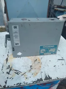 ENCHUFE BUS SYLVANIA 30 AMP 600V HSCHD361G - Imagen 1 de 11