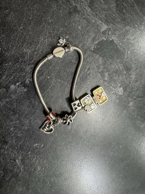 Pulsera Pandora Momentos Foto 1 de 2