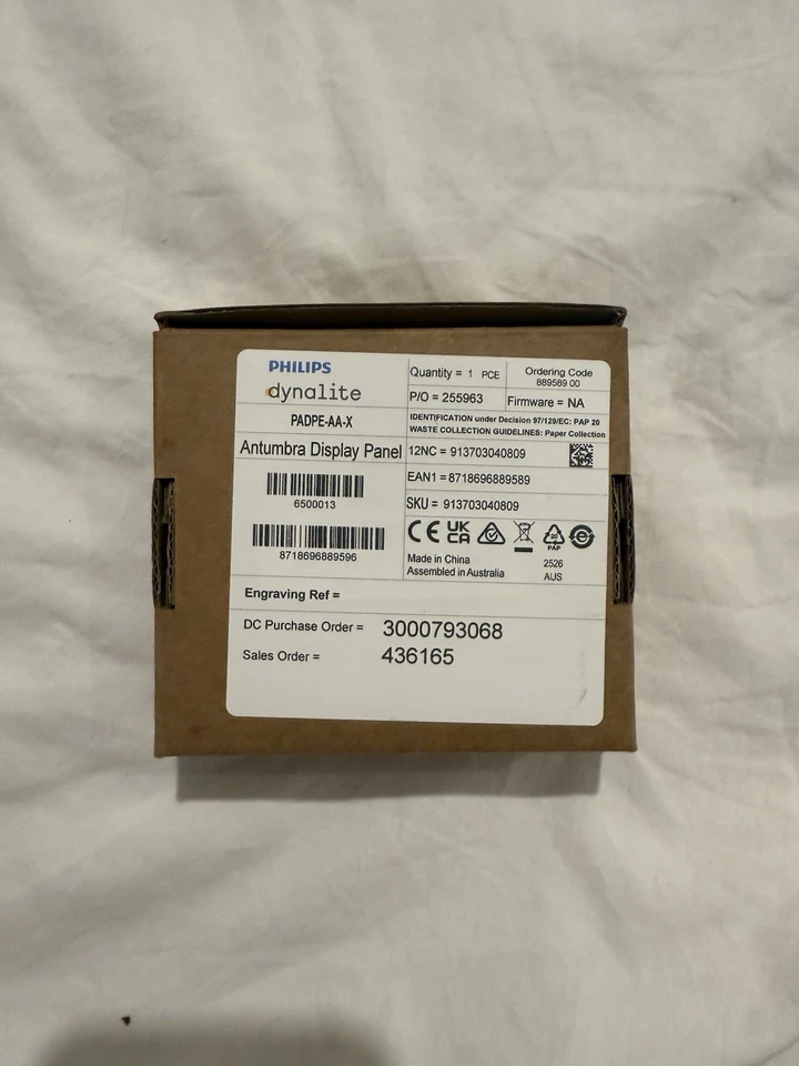 Philips Dynalite Antumbra Display Panel PADPE-AA-X – New in Box - Image 1 of 3