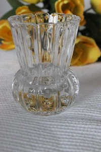 PICCOLO PORTAFIORI IN VETRO ANNI 70 H cm 7 - VINTAGE CUT GLASS FLOWER HOLDER - Picture 1 of 3
