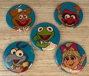 Repurposed Gift Wrapping Paper Muppet Babies 2.25" Badge Buttons Set Kermit Frog - Picture 1 of 6
