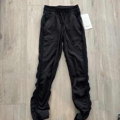Lululemon Women’s Size 2 Beyond the Studio Jogger Black NWT - Image 1 of 3