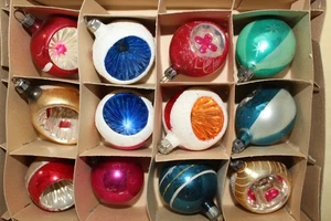 Caja Fantasía 12 Pequeños Adornos de Sangría Navidad Vidrio Mercurio Vintage Pulido De Colección - Imagen 1 de 9