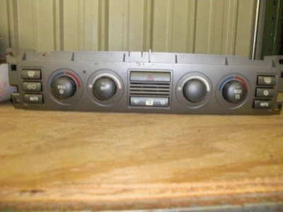 02 03 04 05 BMW 745I CONTROL DE TEMPERATURA CON PARASOL TRASERO 521423 Foto 1 de 4